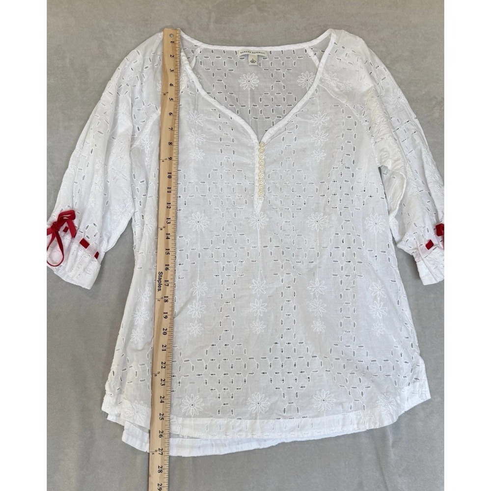 Banana Republic Shirt White Cotton Eyelet Large Dainty Peasant Red Velvet Trim - Picture 3 of 7